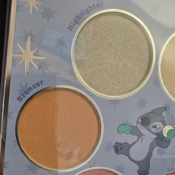 NEW DISNEY STITCH Complexion Palette 6 Shades of Bronzer, Highlighter, Blush - Picture 8 of 12